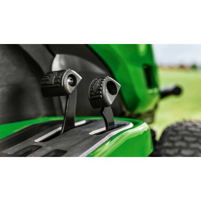 Sodo traktoriukas X167R
